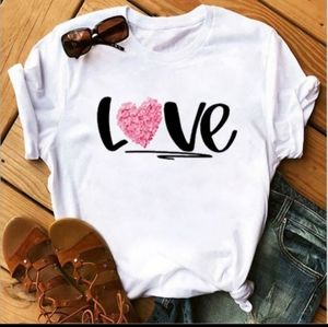 Pink heart love tee